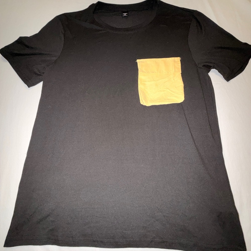 Manfinity Pocket Tee Men‎ XS Black NWOT Yellow Contrast Chest Pocket T-Shirt
